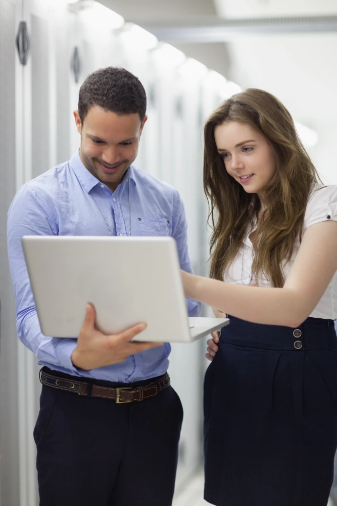 Diagram showing AWS and Google Cloud connected through a private multicloud link